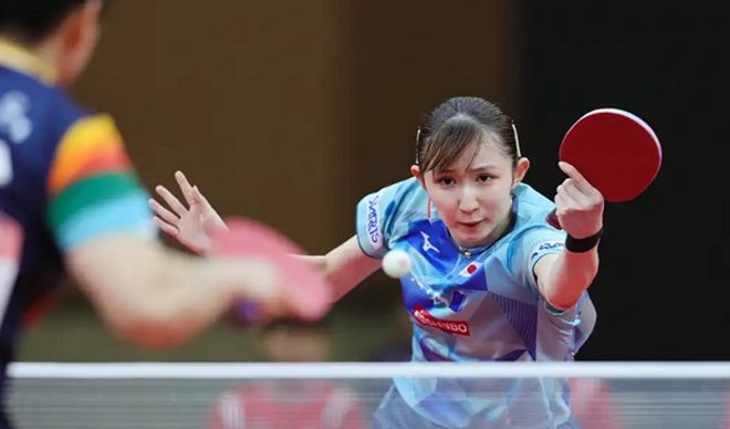 幕中傳來 幕中傳來