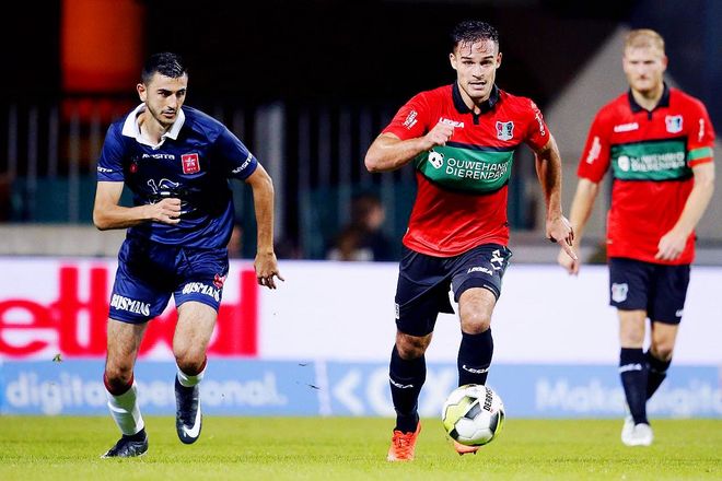 而这背后的 而这背后的