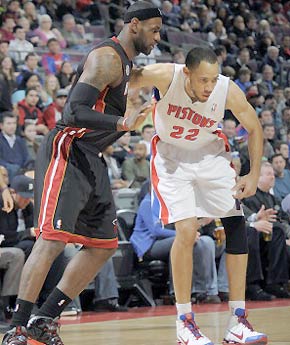 让人不禁联 让人不禁联