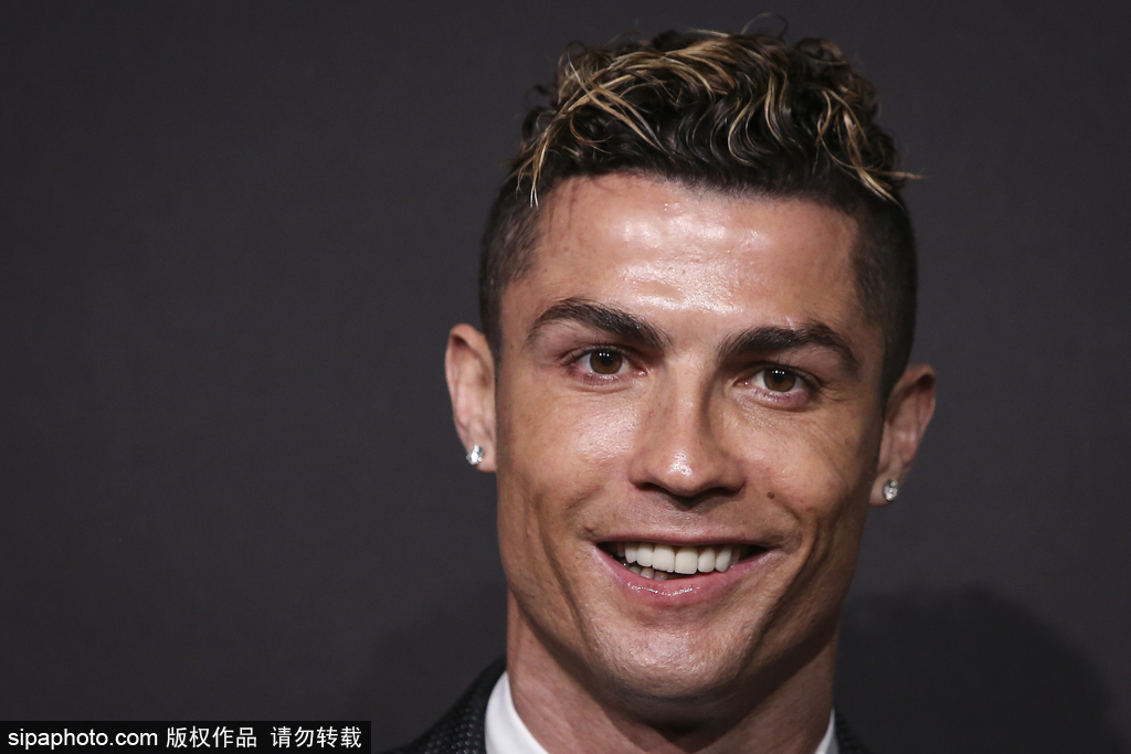 一边看球 一边看球