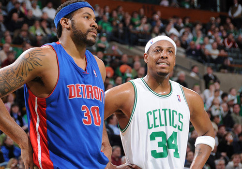 王曼昱以发 王曼昱以发