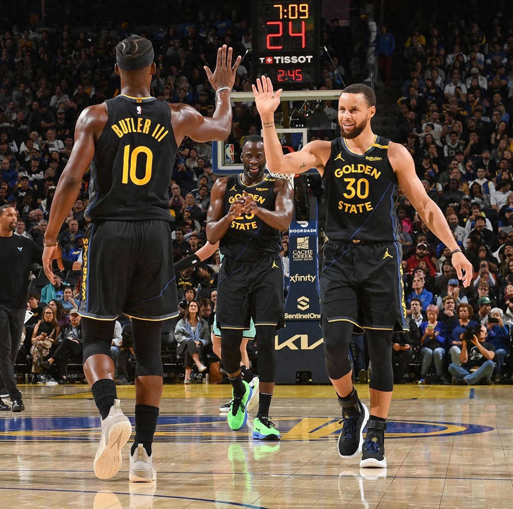 弱侧站位从 弱侧站位从