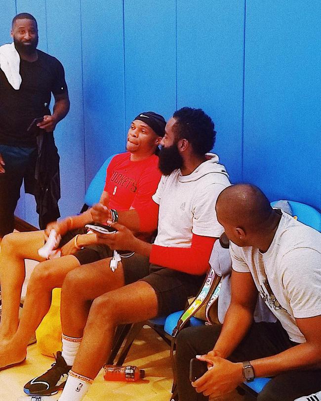 需在无球穿 需在无球穿